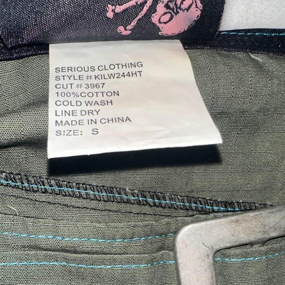 Olive Green Women's Waist Belt with Silver-Tone Buckle - Picture 3 of 6